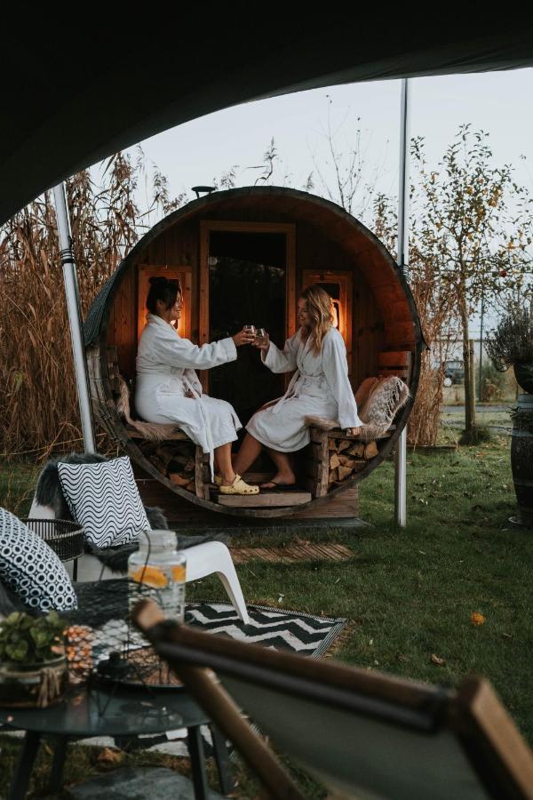 Villa Life Contains Beautiful Things à Almere Extérieur photo